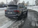 Volkswagen Tiguan 2021 года за 13 000 000 тг. в Алматы – фото 3