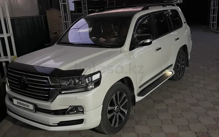 Toyota Land Cruiser 2017 года за 45 000 000 тг. в Алматы