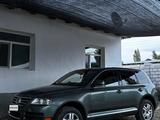 Volkswagen Touareg 2004 года за 3 947 333 тг. в Шымкент – фото 2
