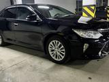 Toyota Camry 2015 годаfor14 500 000 тг. в Астана