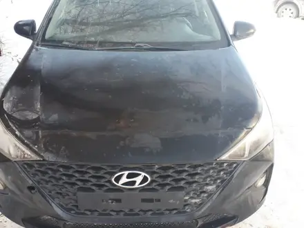 Крыша Хундай Акцент 2020 (Солярис) Hyundai Accent за 20 000 тг. в Костанай