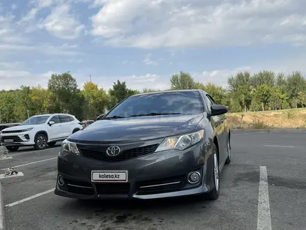 Toyota Camry 2014 года за 8 200 000 тг. в Шымкент – фото 3