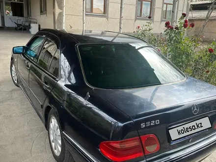 Mercedes-Benz E 320 1997 года за 2 300 000 тг. в Турара Рыскулова – фото 4