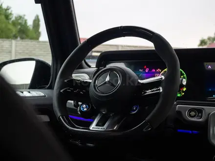 Mercedes-Benz G 63 AMG 2025 года за 165 000 000 тг. в Алматы – фото 17