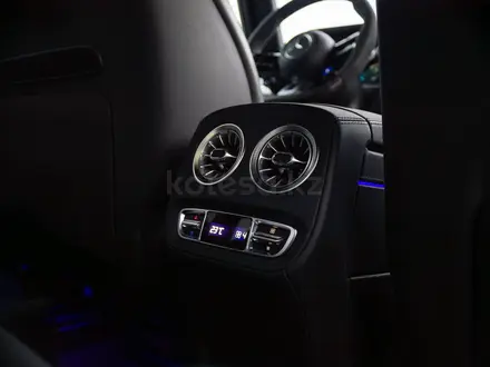 Mercedes-Benz G 63 AMG 2025 года за 165 000 000 тг. в Алматы – фото 31