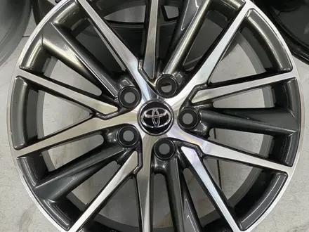 R18. Toyota camry 75 (org color) за 255 000 тг. в Алматы – фото 4