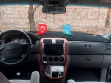 Kia Carnival, 2005