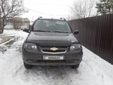 Chevrolet Niva 2017 года за 3 500 000 тг. в Державинск – фото 4