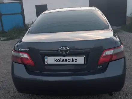 Toyota Camry 2007 года за 6 500 000 тг. в Семей – фото 2