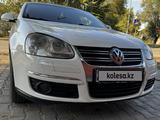 Volkswagen Jetta 2010 годаүшін3 000 000 тг. в Астана