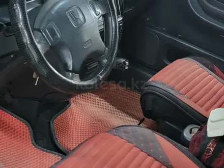 Honda CR-V 1999 года за 3 600 000 тг. в Алматы – фото 7