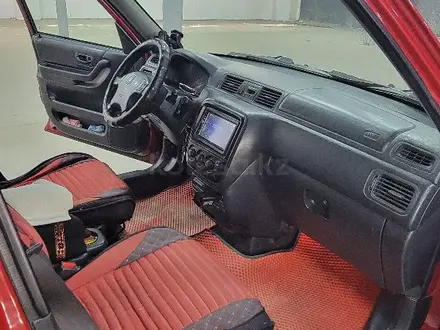 Honda CR-V 1999 года за 3 600 000 тг. в Алматы – фото 8
