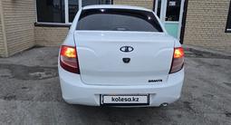 ВАЗ (Lada) Granta 2190 2013 года за 1 500 000 тг. в Атырау – фото 4