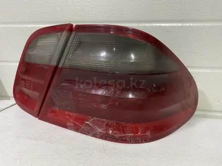 Задние фонари Mercedes clk w208 за 20 000 тг. в Алматы – фото 2