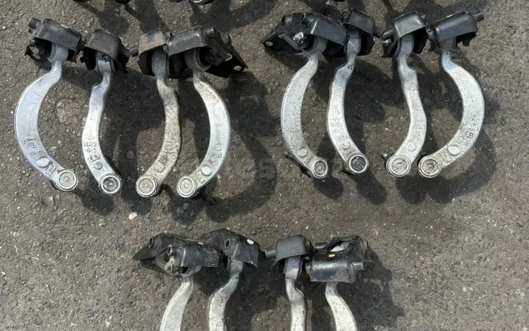 Передние верхние рычаги за 1 000 тг. в Алматы