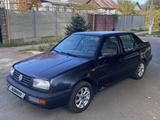 Volkswagen Golf 1993 года за 1 300 000 тг. в Алматы – фото 2