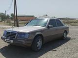 Mercedes-Benz E 220 1994 годаfor1 800 000 тг. в Туркестан – фото 2