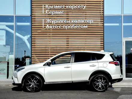 Toyota RAV4 2017 года за 10 290 000 тг. в Тараз – фото 3