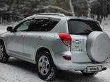 Toyota RAV4 2007 года за 8 000 000 тг. в Петропавловск