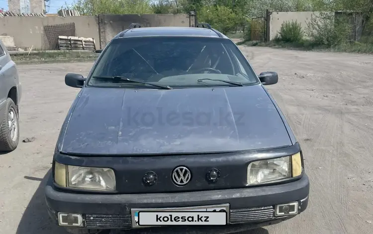 Volkswagen Passat 1991 года за 400 000 тг. в Семей