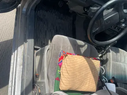 Volkswagen Passat 1991 года за 400 000 тг. в Семей – фото 6