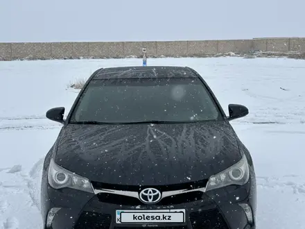 Toyota Camry 2015 года за 9 200 000 тг. в Актау – фото 4