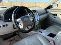Toyota Camry 2007 года за 4 400 000 тг. в Актау – фото 13