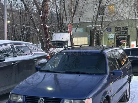 Volkswagen Passat 1993 года за 1 800 000 тг. в Караганда – фото 2