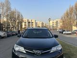 Toyota RAV4 2012 годаfor9 500 000 тг. в Алматы