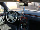 Mercedes-Benz E 200 1998 годаүшін2 700 000 тг. в Семей – фото 4