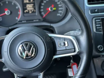 Volkswagen Polo 2019 года за 6 350 000 тг. в Алматы – фото 31