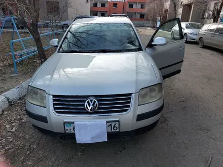 Volkswagen Passat 2005 года за 2 600 000 тг. в Семей – фото 4