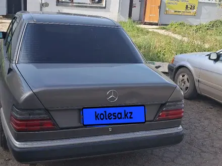 Mercedes-Benz E 230 1990 года за 2 000 000 тг. в Петропавловск – фото 8