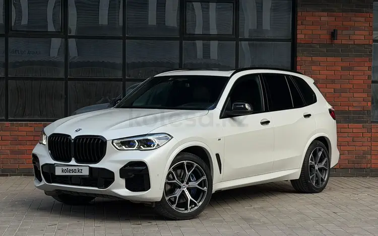 BMW X5 2022 года за 45 000 000 тг. в Астана