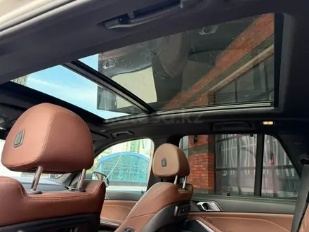 BMW X5 2022 года за 45 000 000 тг. в Астана – фото 38