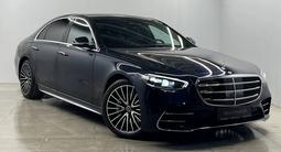 Mercedes-Benz S 450 4MATIC 2023 года за 57 000 000 тг. в Алматы – фото 3