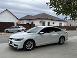 Chevrolet Malibu 2016 года за 3 600 000 тг. в Атырау – фото 5