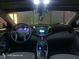 Hyundai Elantra 2014 года за 4 100 000 тг. в Актау – фото 2