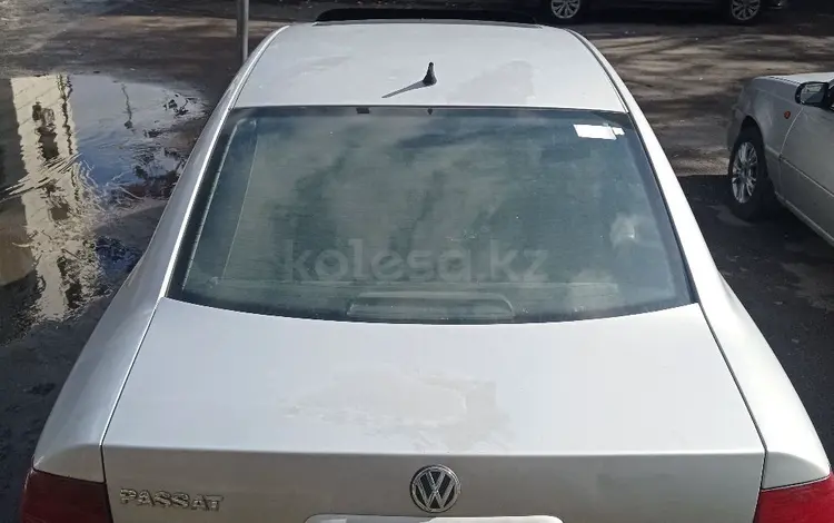 Volkswagen Passat 2000 годаүшін1 500 000 тг. в Алматы
