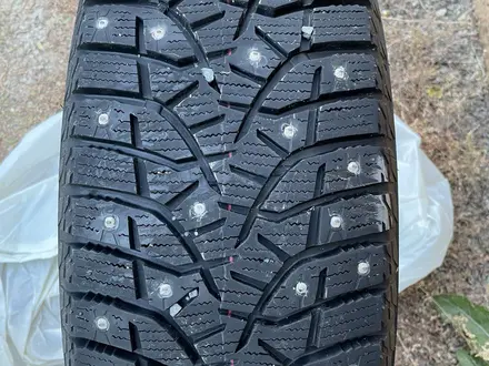 Bridgestone blizzak spike 02 4 штуки за 290 000 тг. в Актобе