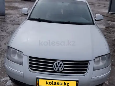 Volkswagen Passat 2004 года за 3 000 000 тг. в Темиртау – фото 4