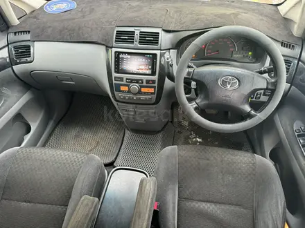 Toyota Ipsum 2002 года за 5 100 000 тг. в Уральск – фото 4