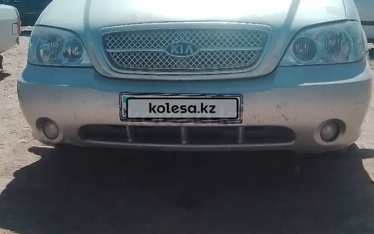 Kia Carnival 2005 годаfor2 700 000 тг. в Шымкент