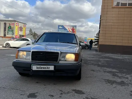 Mercedes-Benz E 260 1990 года за 1 650 000 тг. в Караганда – фото 9