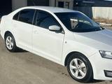 Skoda Rapid 2015 годаfor5 000 000 тг. в Атырау – фото 2