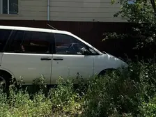 Nissan Prairie, 1994
