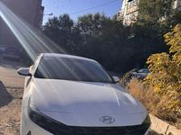 Hyundai Elantra 2021 года за 9 500 000 тг. в Караганда