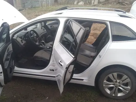 Chevrolet Cruze 2014 года за 4 150 000 тг. в Астана – фото 4