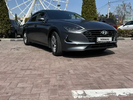 Hyundai Sonata 2023 года за 16 000 000 тг. в Алматы – фото 2