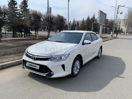 Toyota Camry 2015 года за 10 300 000 тг. в Уральск